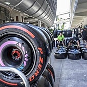 De continente a continente: el laborioso traslado de coches y materiales en la F1