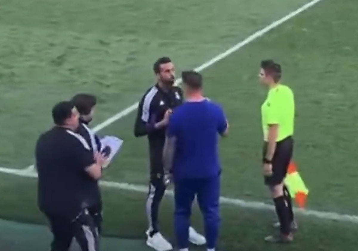 Fernando Torres y Arbeloa, a empujones: «Te vuelo la cabeza»