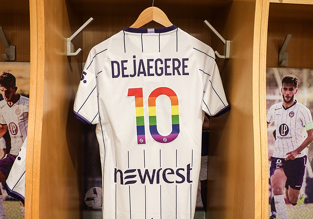 Los números arcoíris en la camiseta del Toulouse