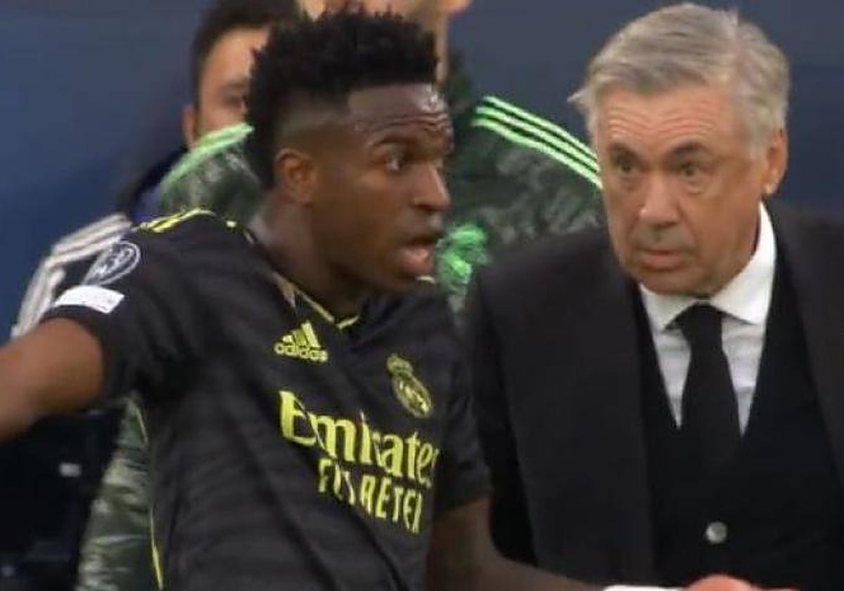 La desesperación de Vinicius reclamando soluciones a Ancelotti