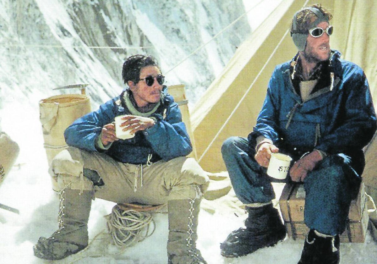 Norgay y Hillary, en el campo base del Everest en 1953