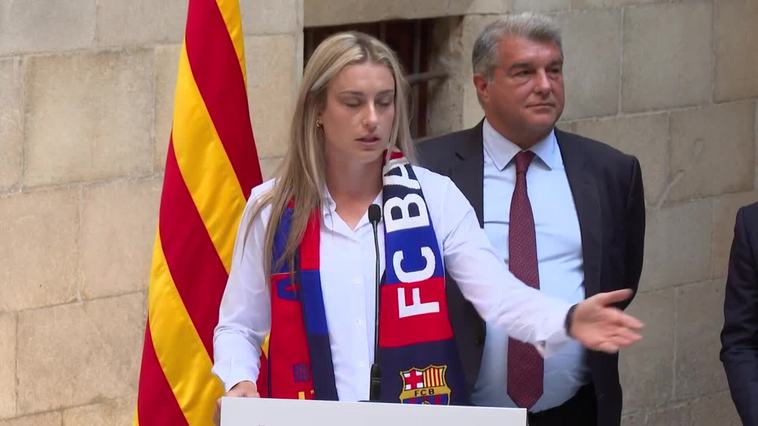 Putellas celebra la victoria de la Champions en la Generalitat de Catalunya