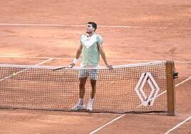 Horario y dónde ver Alcaraz - Tsitsipas de cuartos de final de Roland Garros