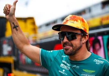 Aston Martin, desbordados ante las peticiones de merchandising de Fernando Alonso: hay una espera de meses