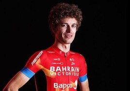 Gino Mader, en estado grave tras una caída en la Vuelta a Suiza