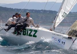 El «Biobizz», de José Azqueta, líder tras la primera jornada del Campeonato de España-Lurauto J80