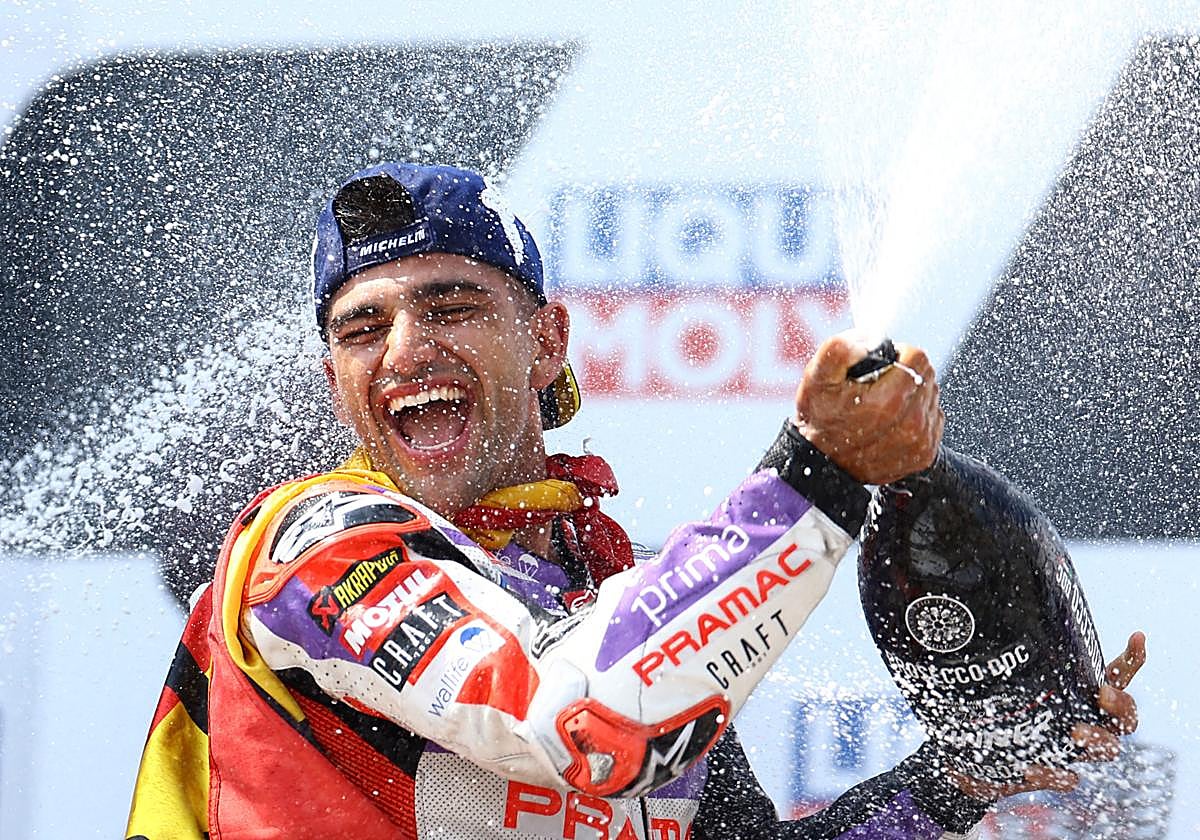 Jorge Martín celebra la victoria