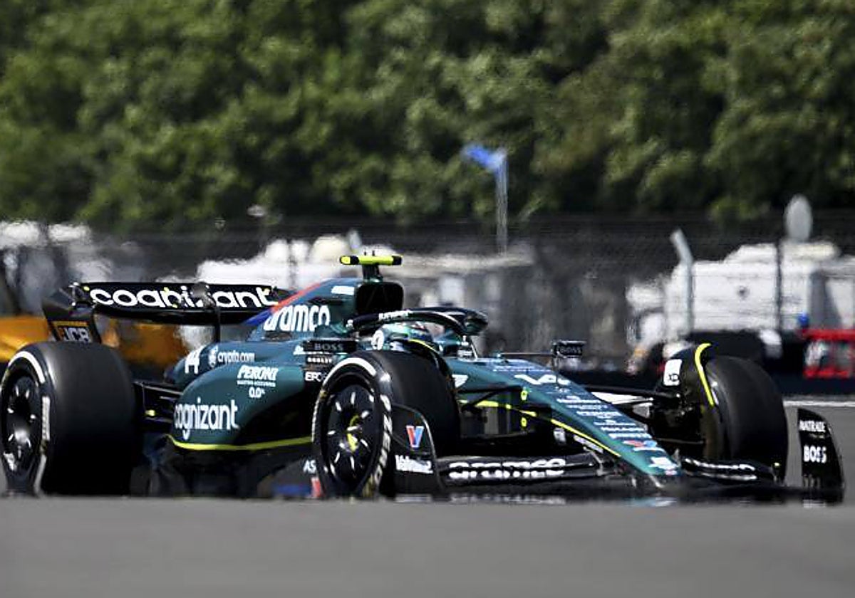 Alonso, en el Aston Martin 14