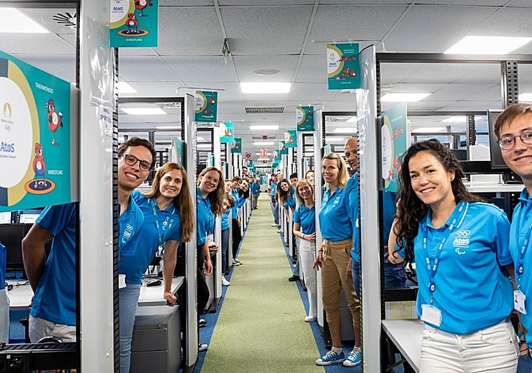 Los managers de cada deporte en las celdas donde se replica el desarrollo