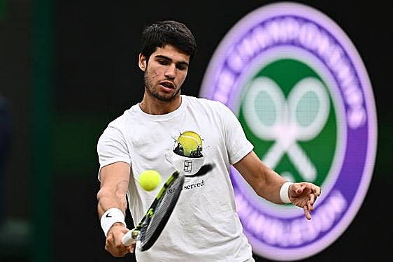 Dónde ver en televisión y online en directo hoy el partido de Alcaraz en la semifinal de Wimbledon contra Medvedev hoy