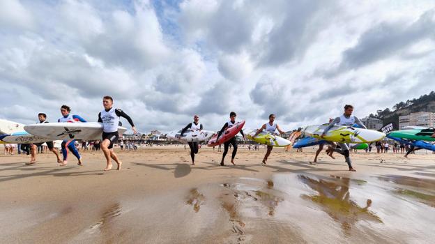 El Festival de Salinas Surf, Music and Friends celebra en Salinas su décimo aniversario