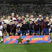 A la espera de los jeques con la banda del empastre