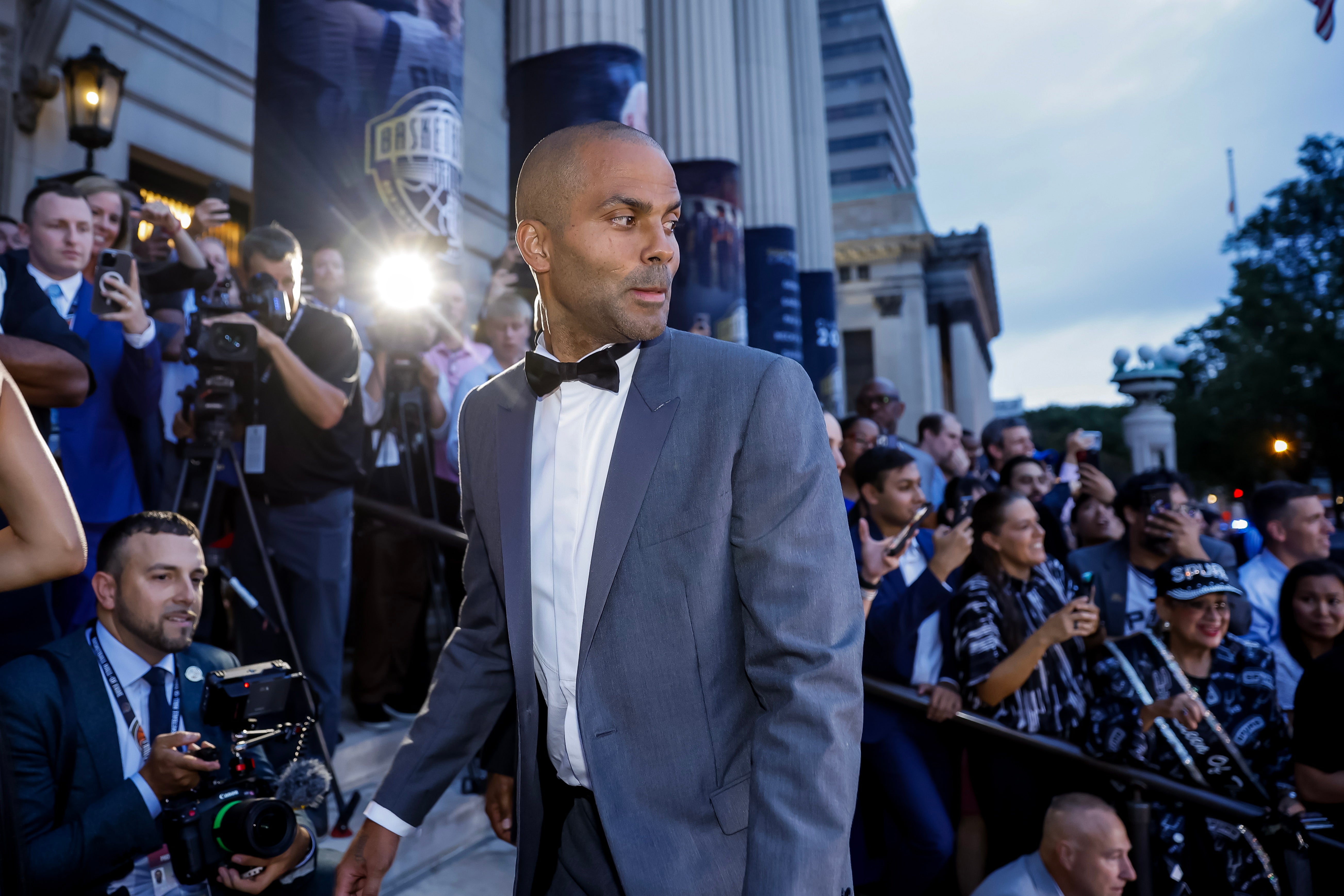 El exjugador de la NBA Tony Parker