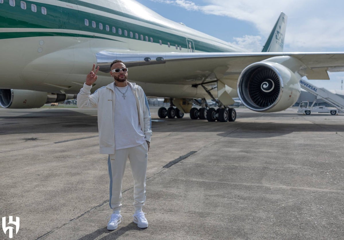 Neymar en camino a Riad en un avión privado otorgado por el Al Hilal