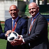 La FIFA abre un expediente disciplinario contra Rubiales