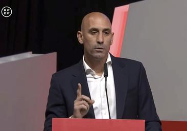 El mensaje de Luis Rubiales a sus tres hijas: «Vosotras sí sois feministas de verdad»