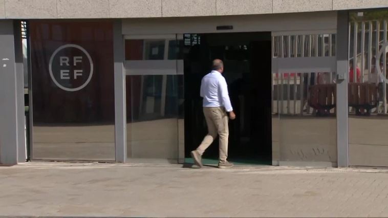 Las Territoriales piden a Rubiales que dimita de "manera inmediata"