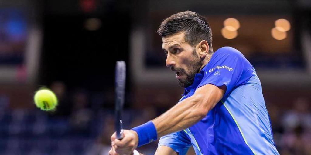 Djokovic arrasa en su vuelta al US Open y recupera el número uno