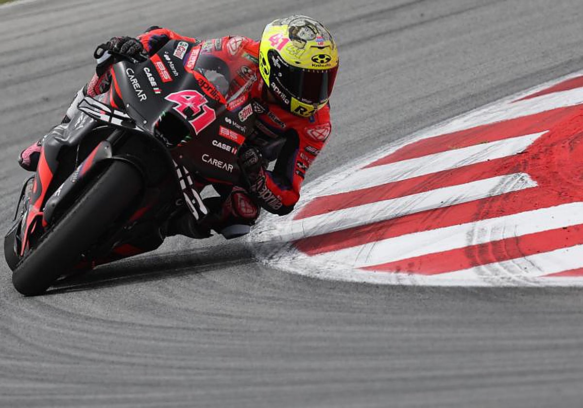 Aleix rueda sobre el circuito de Montmeló