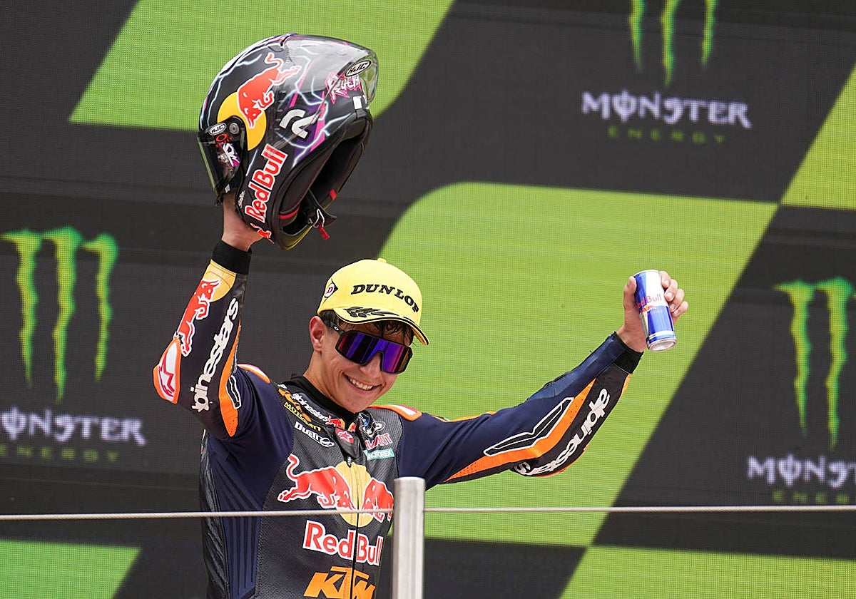 José Antonio Rueda, en el podio del Gran Premio de Cataluña