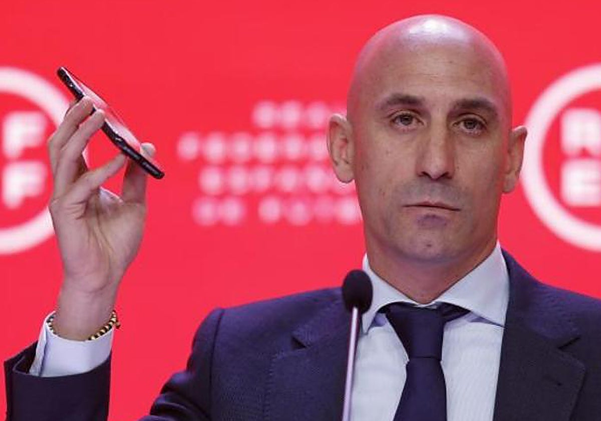 El presidente de la RFEF suspendido por la FIFA, Luis Rubiales