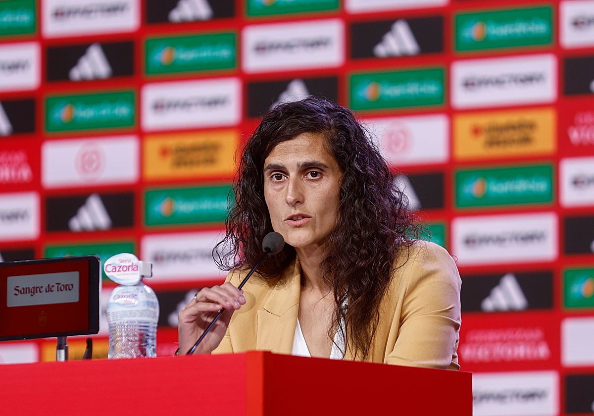 Montse Tomé en su primera rueda de prensa como seleccionadora española
