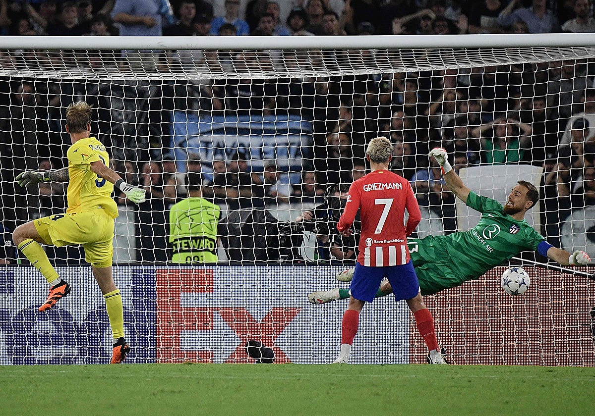 EL guardameta de la Lazio, Provedel, iguala el encuentro en el tiempo añadido
