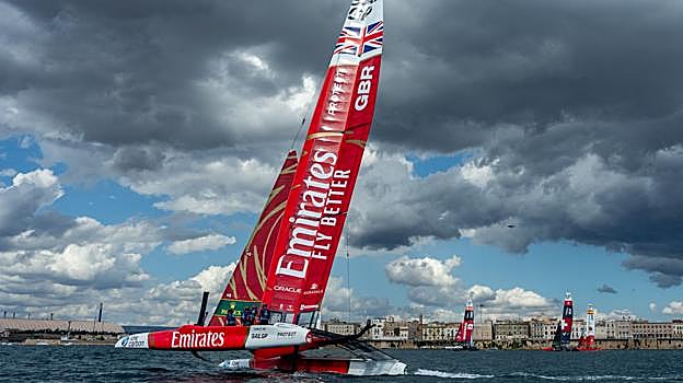 Emirates GBR ganó el evento de Rolex Sail GP de Taranto