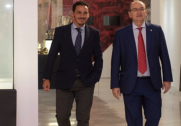 José María del Nido Carrasco y José Castro, en un acto en el Sánchez-Pizjuán