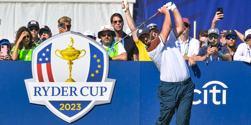 Estados Unidos reacciona y retrasa la fiesta europea en la Ryder Cup