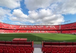 El estadio Ramón Sánchez-Pizjuán, en el circuito de la Noche en Blanco de Sevilla