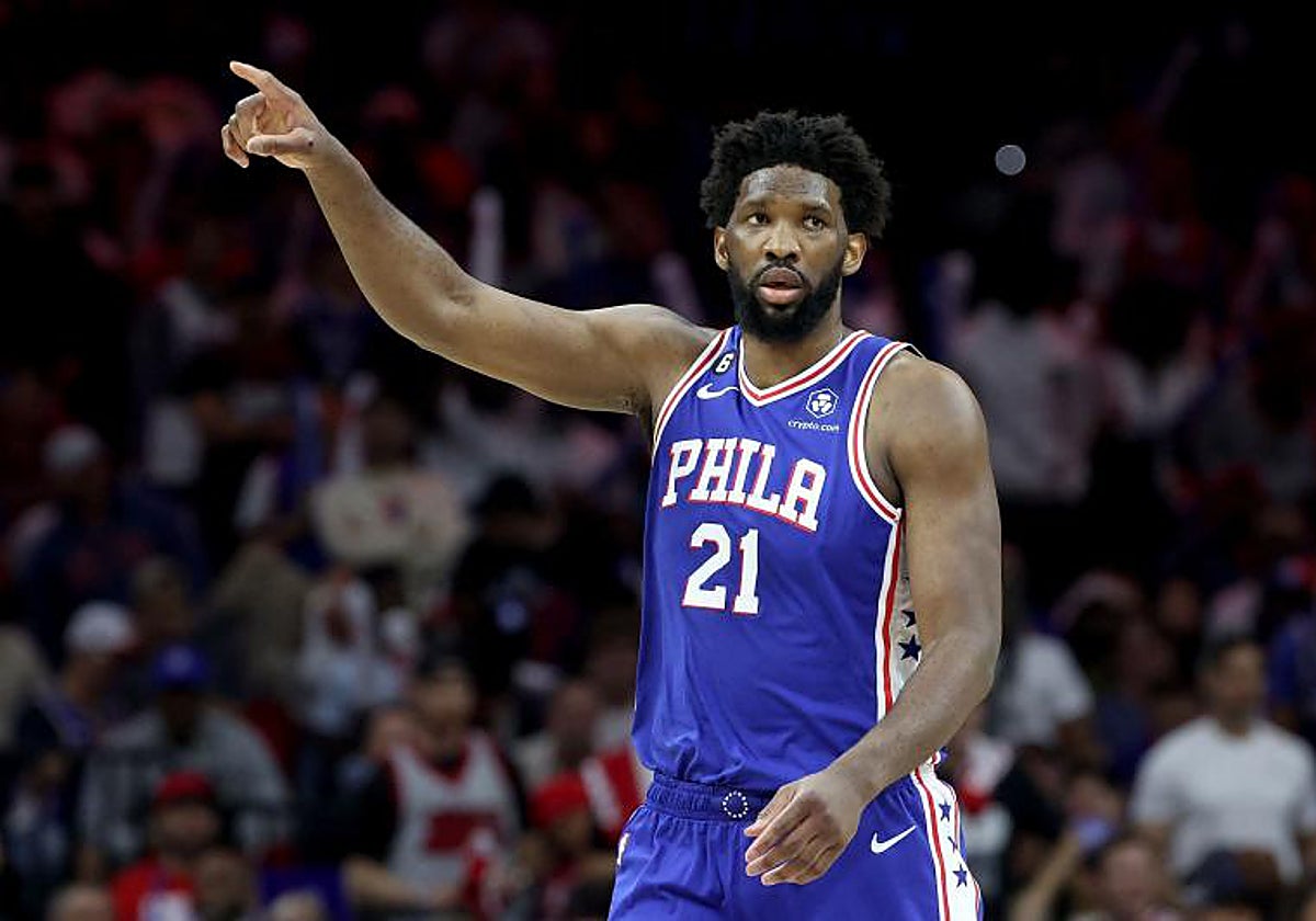 Joel Embiid, pívot de los Philadelphia 76ers