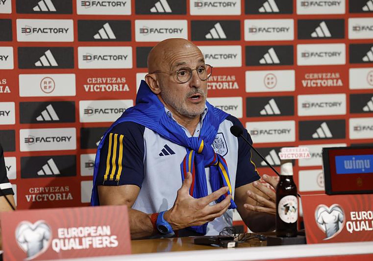 Luis de la Fuente, en rueda de Prensa