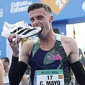 Nueva gesta con las zapatillas mágicas en Valencia