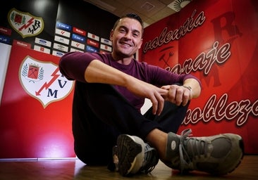 Francisco, técnico del Rayo: «Los entrenadores también necesitamos la ayuda de un coach»