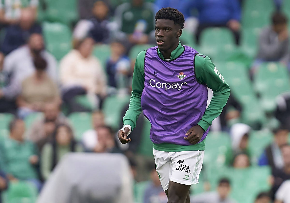El Betis afronta la renovación de Assane