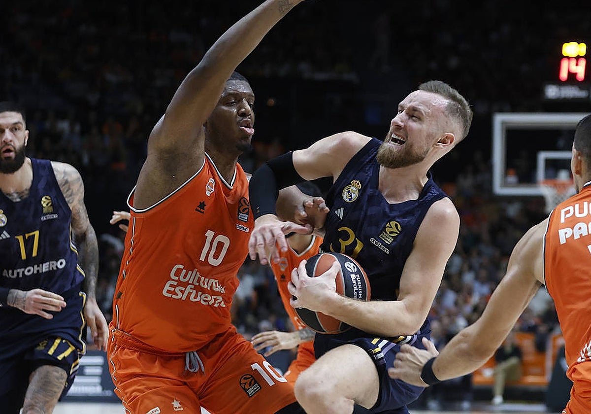 Al Real Madrid le costó un mundo penetrar en las defensas del Valencia