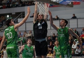 El Betis Baloncesto exhibe músculo ofensivo en Castellón (88-100)