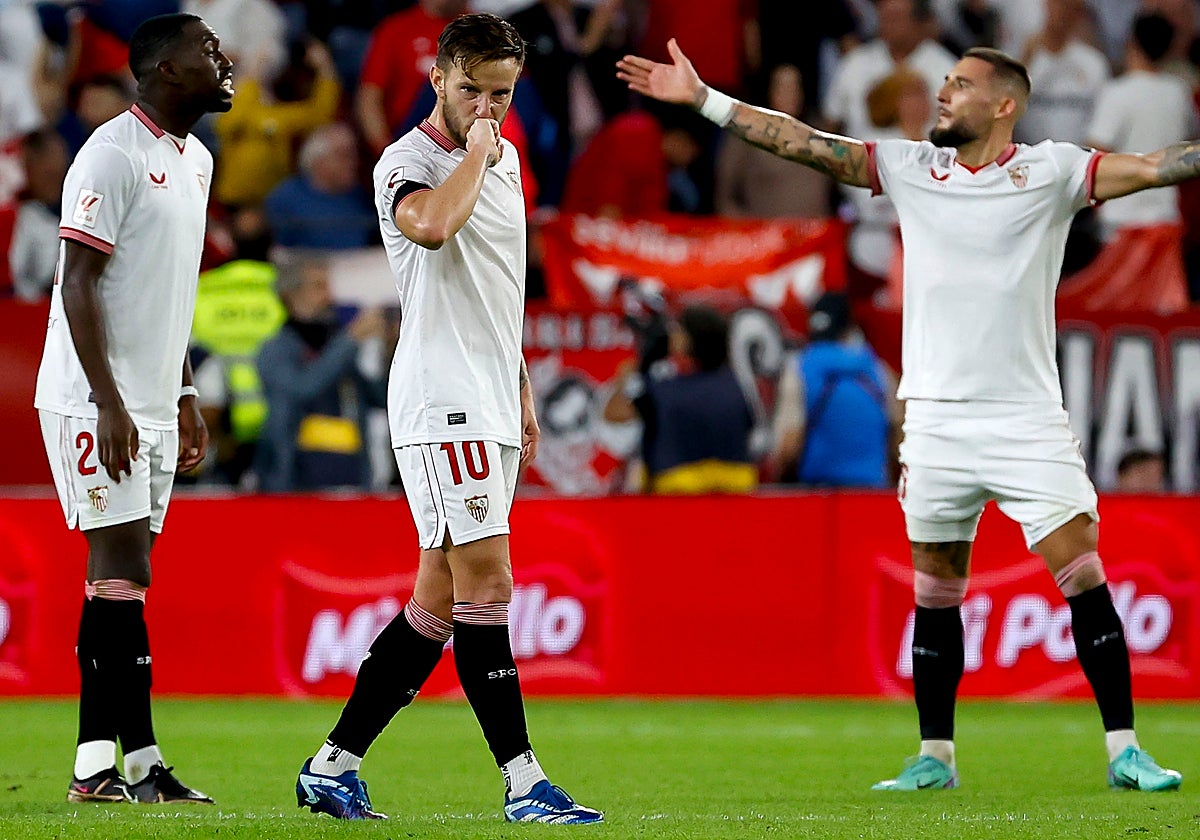 Rakitic celebra su gol en el derbi sevillano del pasado mes de noviembre