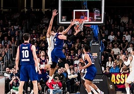 Vesely resucita al Barça ante un Madrid perdido en el Palau