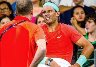 Alarma Nadal: unas molestias avivan los fantasmas de su última gran lesión