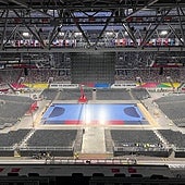 50.000 gargantas en Dusseldorf para presentar el Europeo