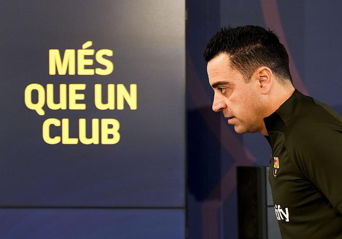 Xavi ha comparecido ante la prensa antes del entrenamiento