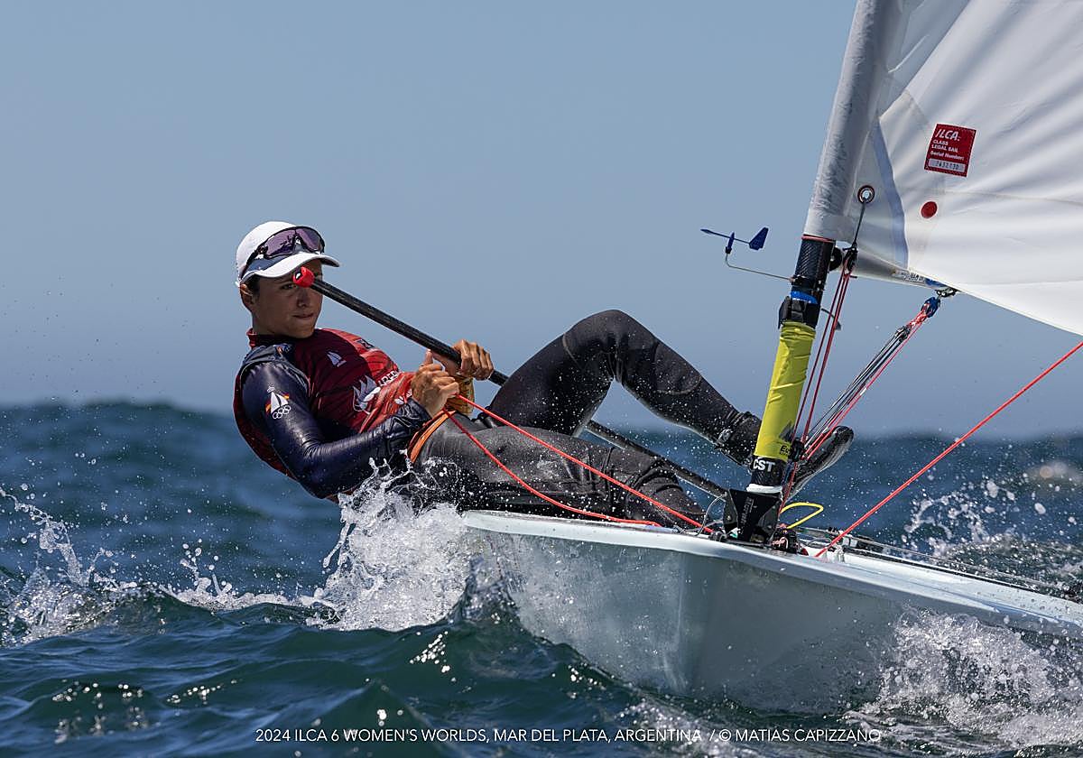 Ana Moncada, en el puesto 34, clasifica a España para los Juegos en la clase ILCA6