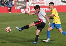 Al Sevilla Atlético se le atraganta el Orihuela (0-0)