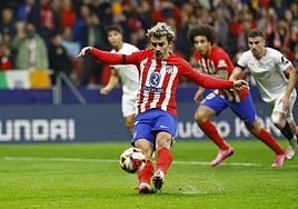 Desastre de Griezmann: tira un penalti a las nubes por un resbalón