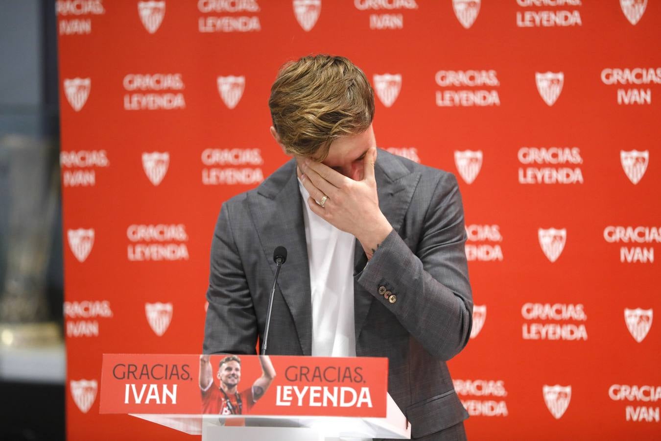 Acto de despedida de Iván Rakitic del Sevilla FC