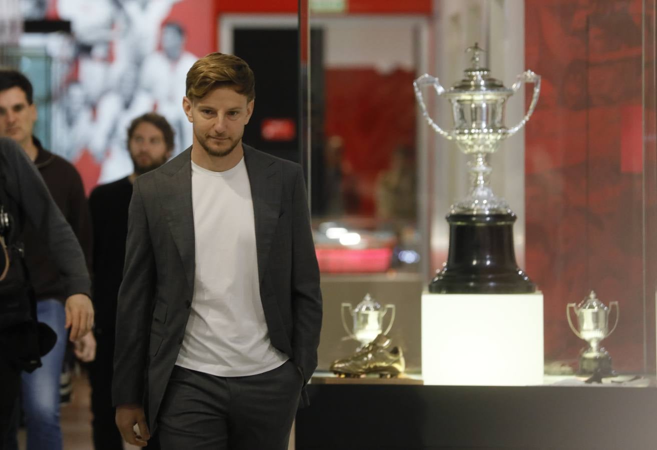 Acto de despedida de Iván Rakitic del Sevilla FC