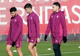 Kike Salas pasa al primer equipo del Sevilla