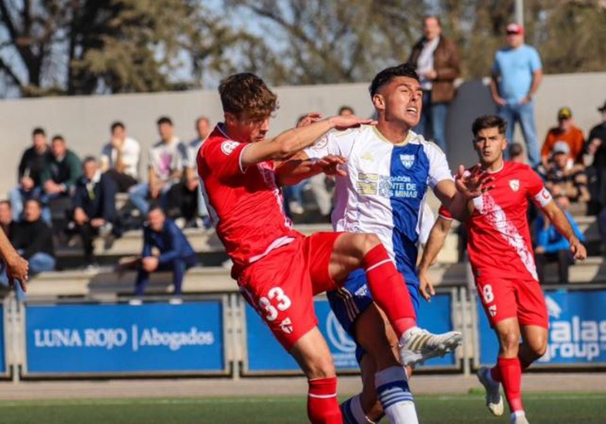 Mejía y Muzambo vuelven a imponer su ley para un Sevilla Atlético excepcional (1-3)